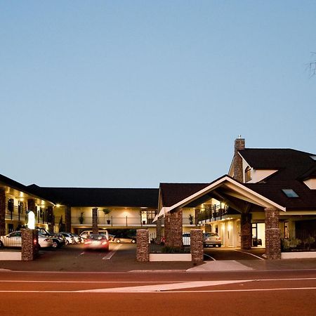 Aotea Motor Lodge Whanganui Exterior photo The River Lee Hotel