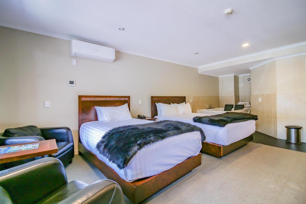 Aotea Motor Lodge Whanganui Exterior photo
